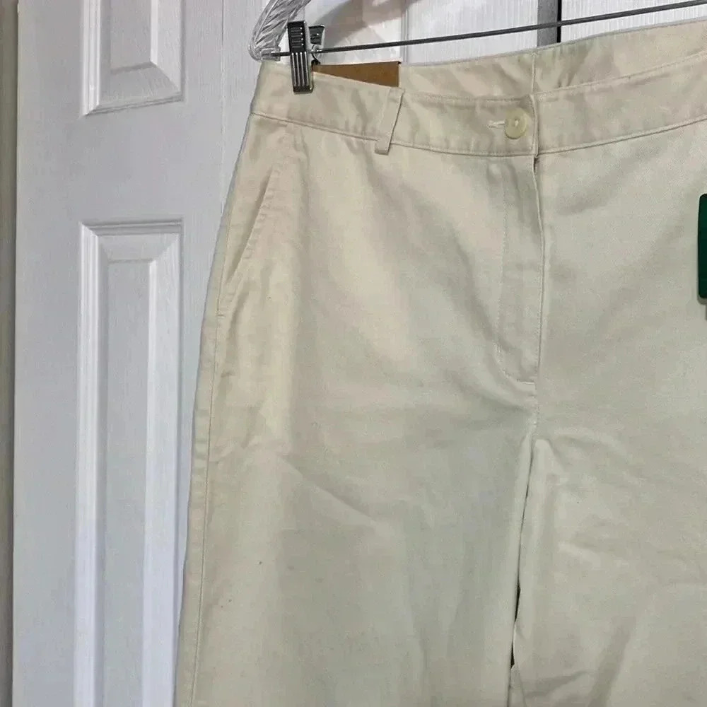 L.L. Bean NWT wrinkle free favorite fit cotton cream pants size 14P - Picture 2 of 6